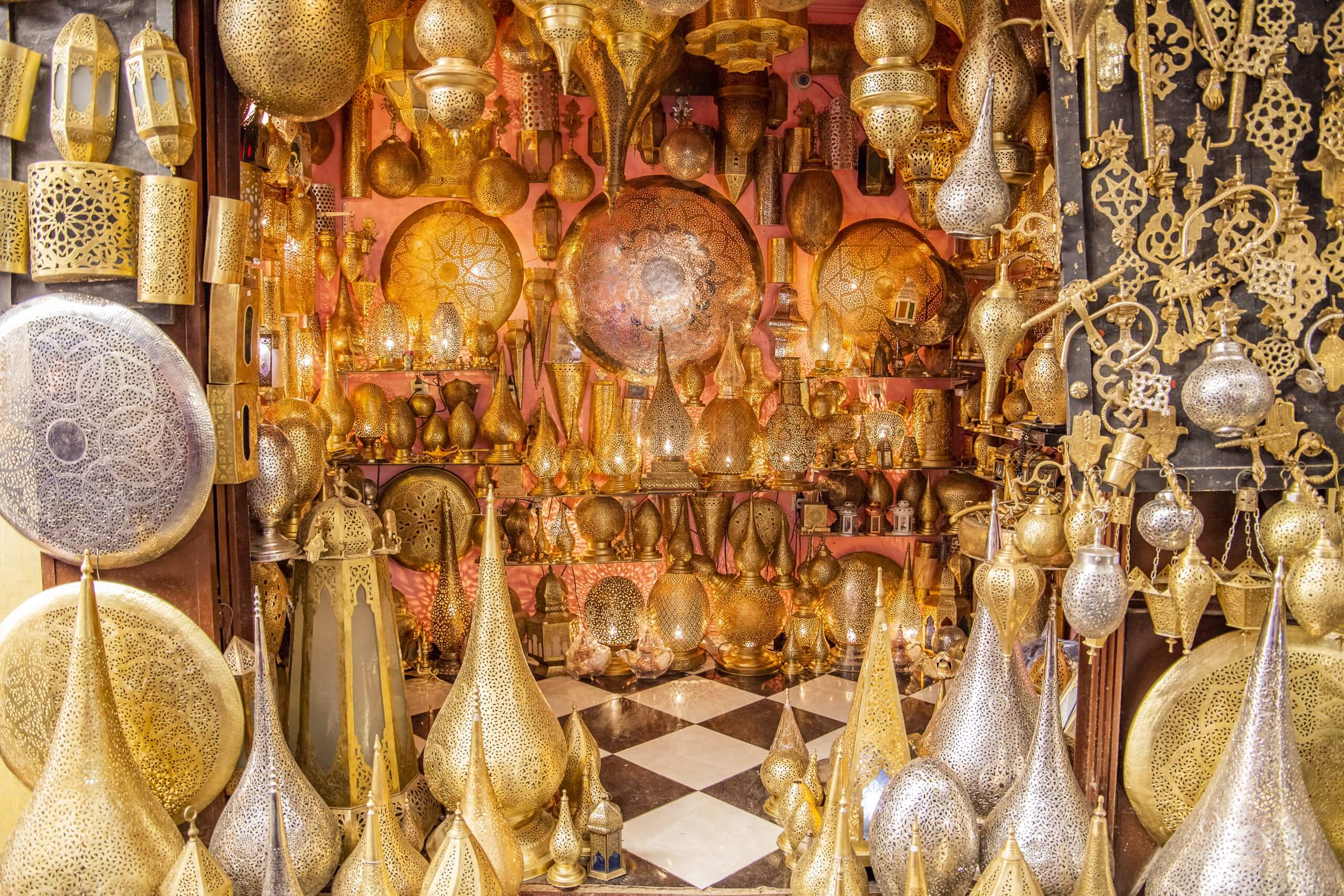 Fes und seine Sehenswürdigekiten absolut empfehlenswert! • THE TRAVELY